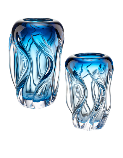 Kunstglasvase mit blauem, fließendem Design