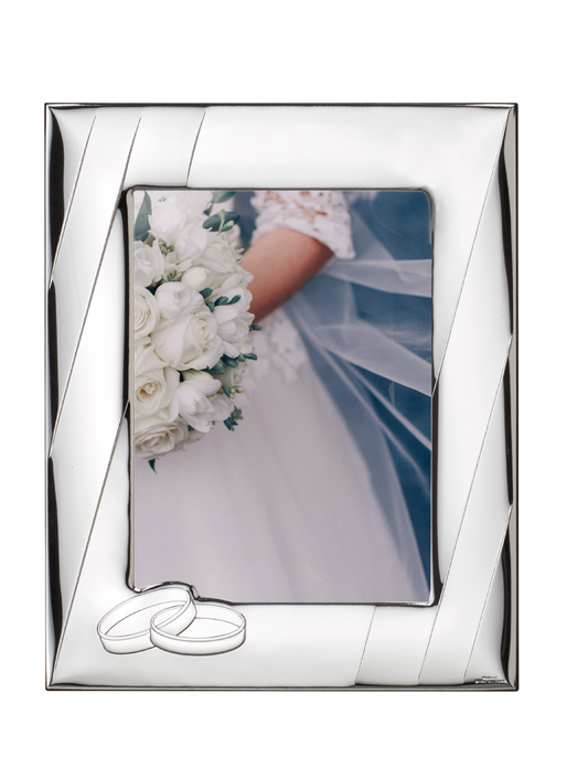 Elegant silver wedding photo frame with decorative rings, available in 13 x 18 cm and 18 x 24 cm, W1104 W1105